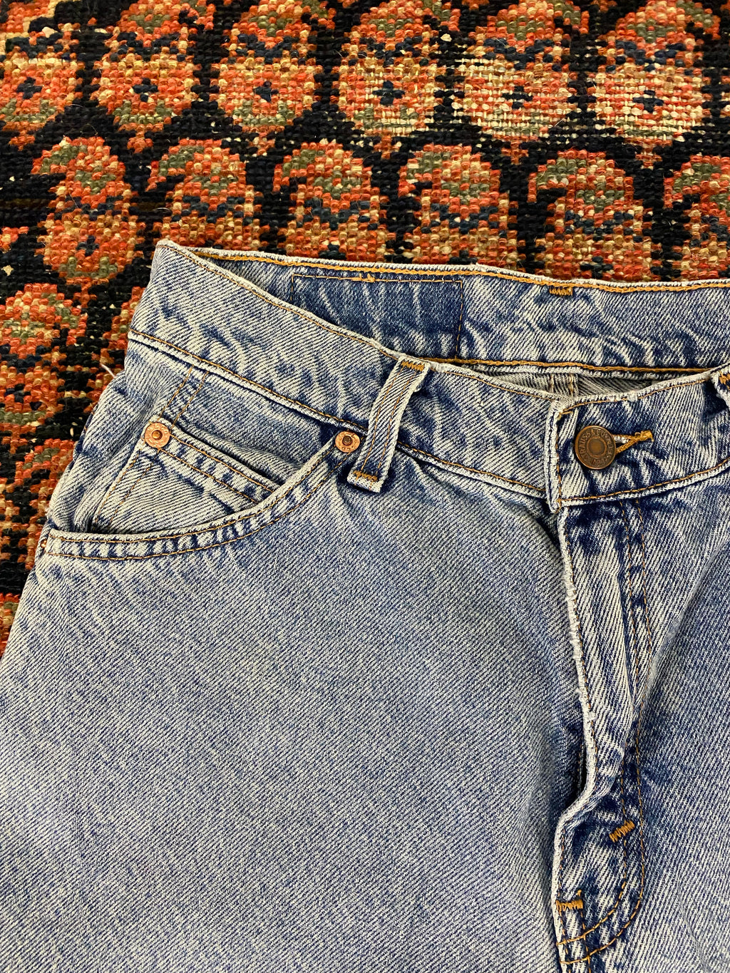 Vintage Orange Tab Levi’s Denim Shorts - 27in