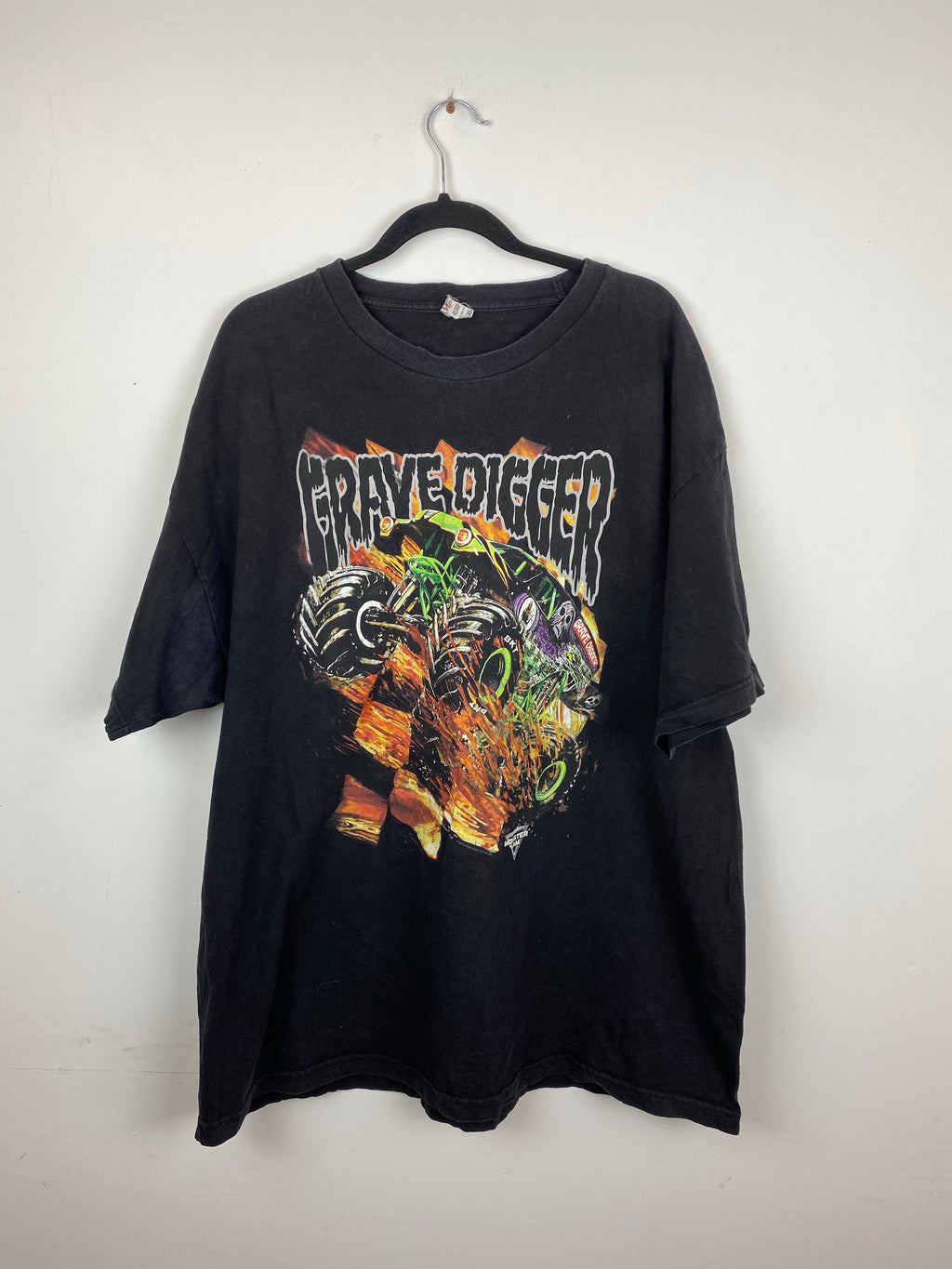 Oversized Grave Digger t shirt