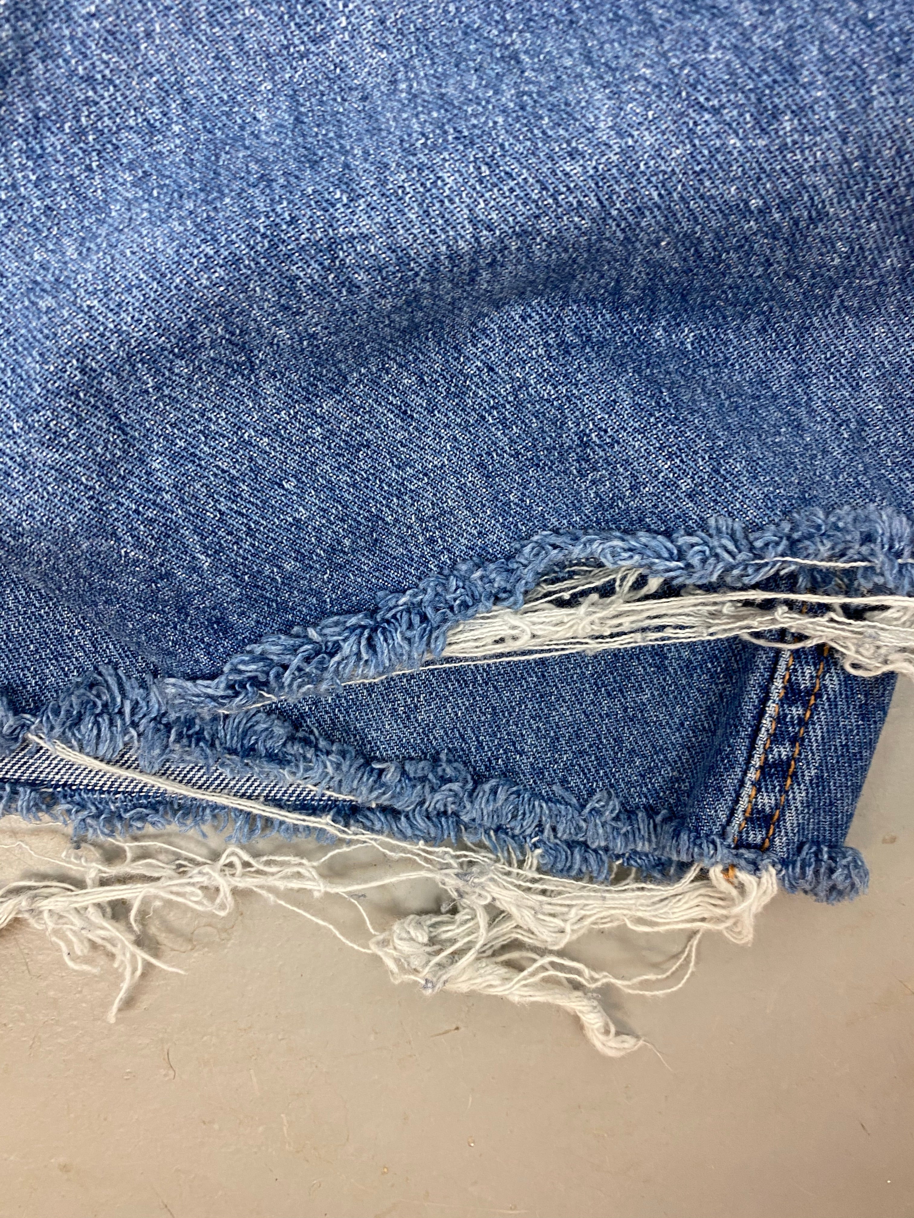 90s high waisted Zena denim shorts - 31in