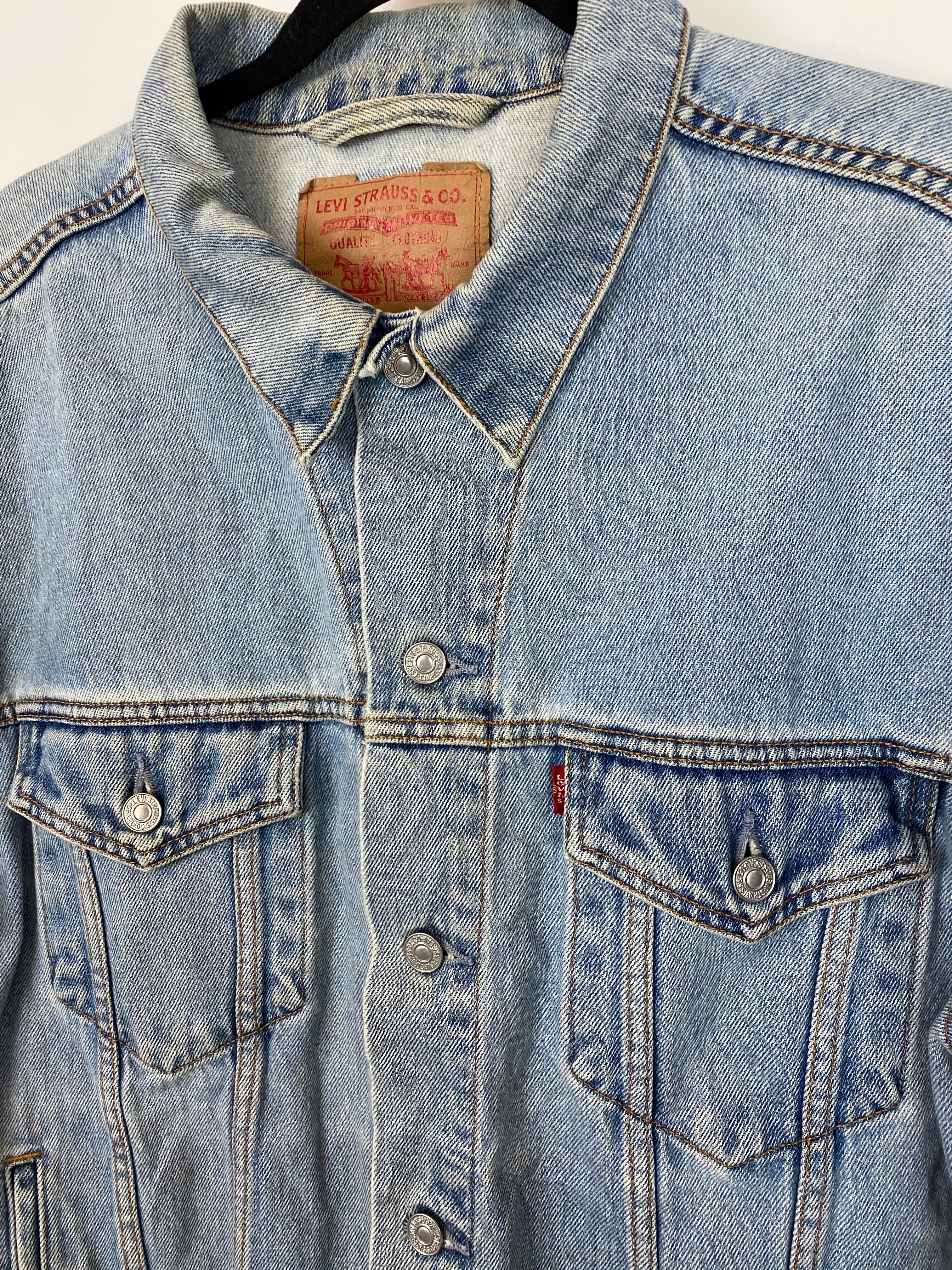 Levi’s denim jacket - L