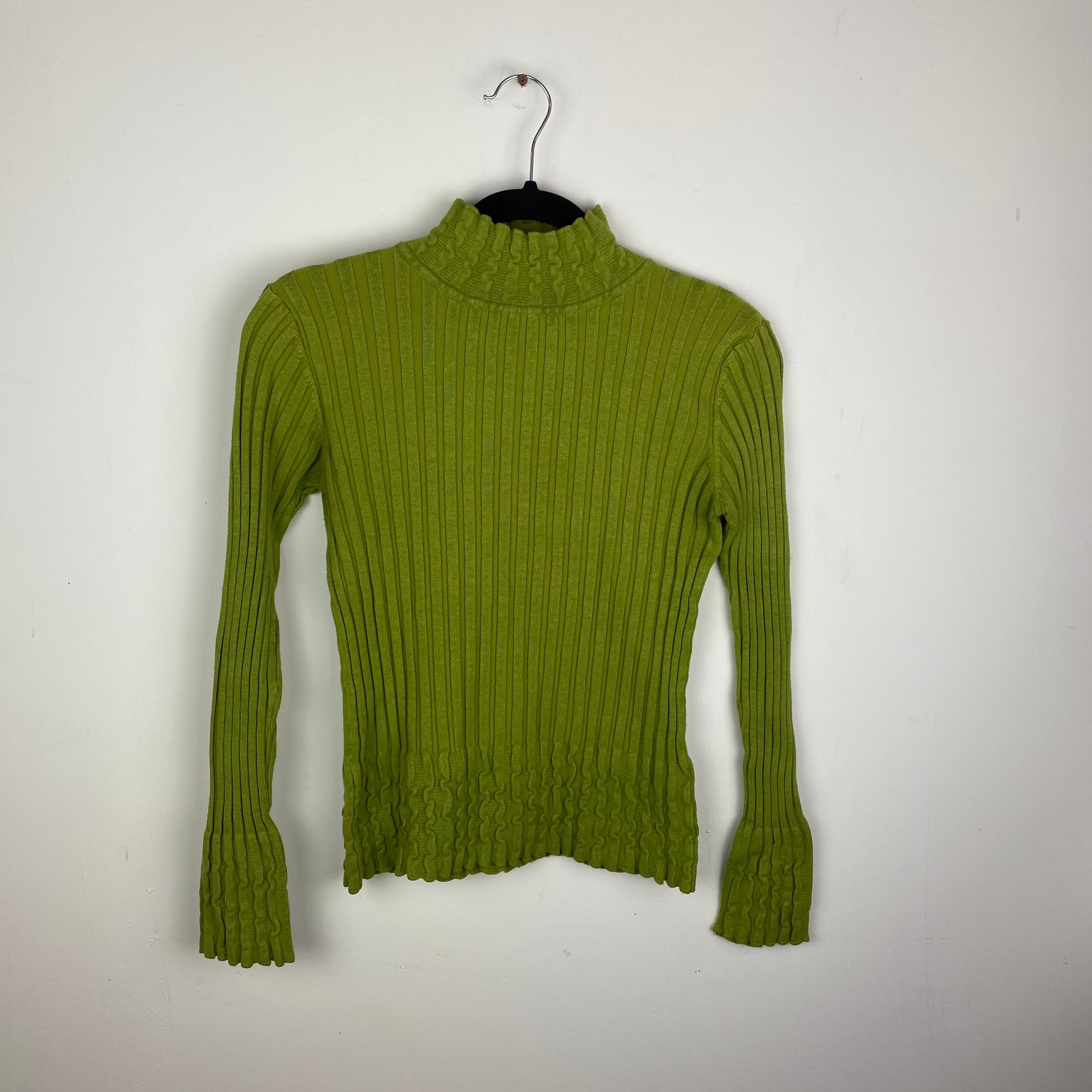 Funky green long sleeve top
