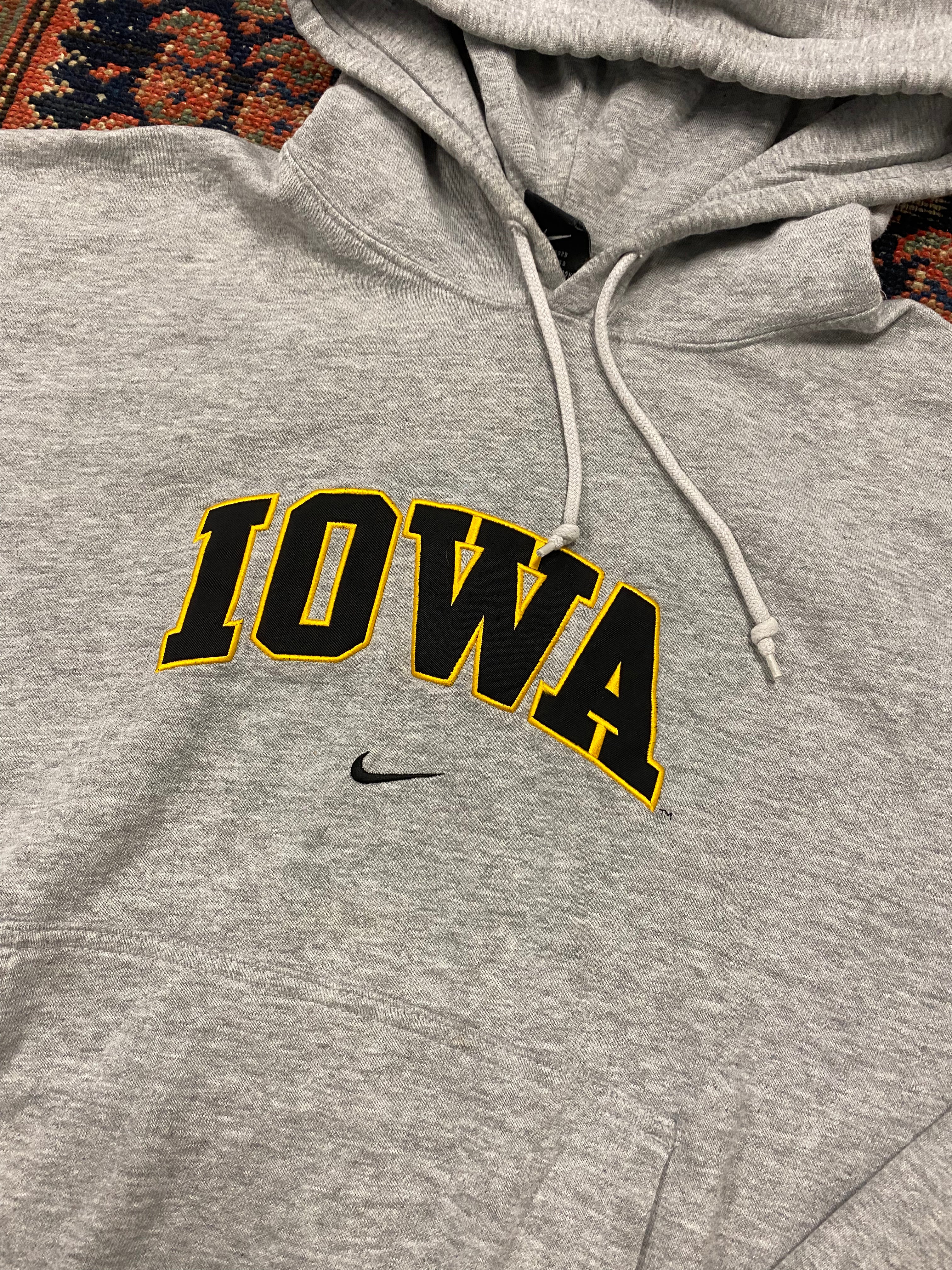 Vintage Iowa Nike Hoodie - L