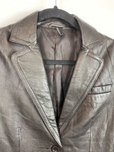 Load image into Gallery viewer, Vintage Black cropped leather jacket - 36