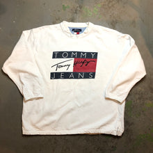 Load image into Gallery viewer, Tommy Crewneck