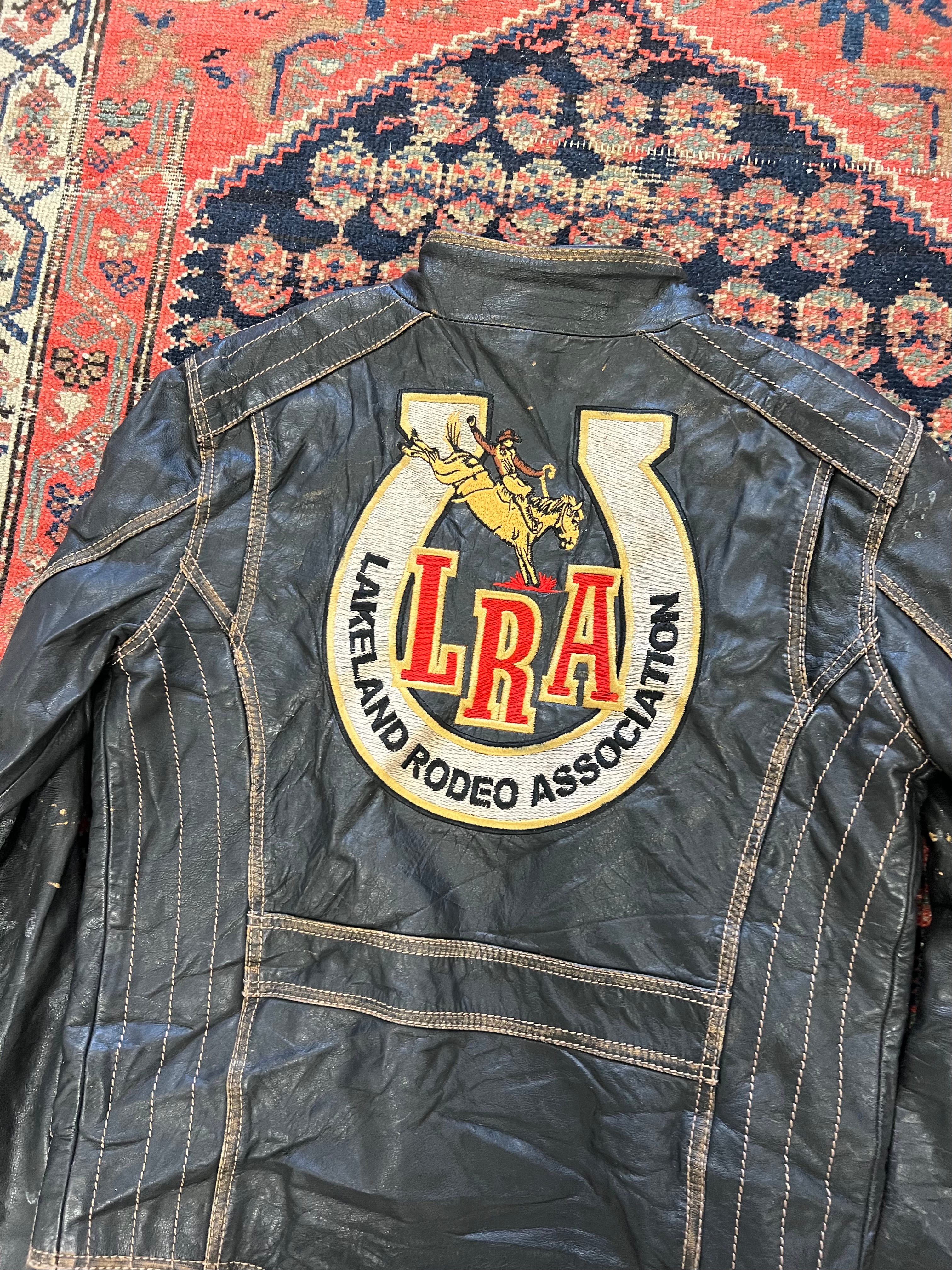 VINTAGE LEATHER JACKET - SMALL