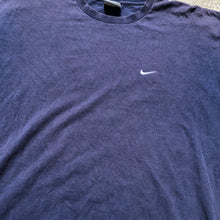 Load image into Gallery viewer, 90s faded Nike t shirt