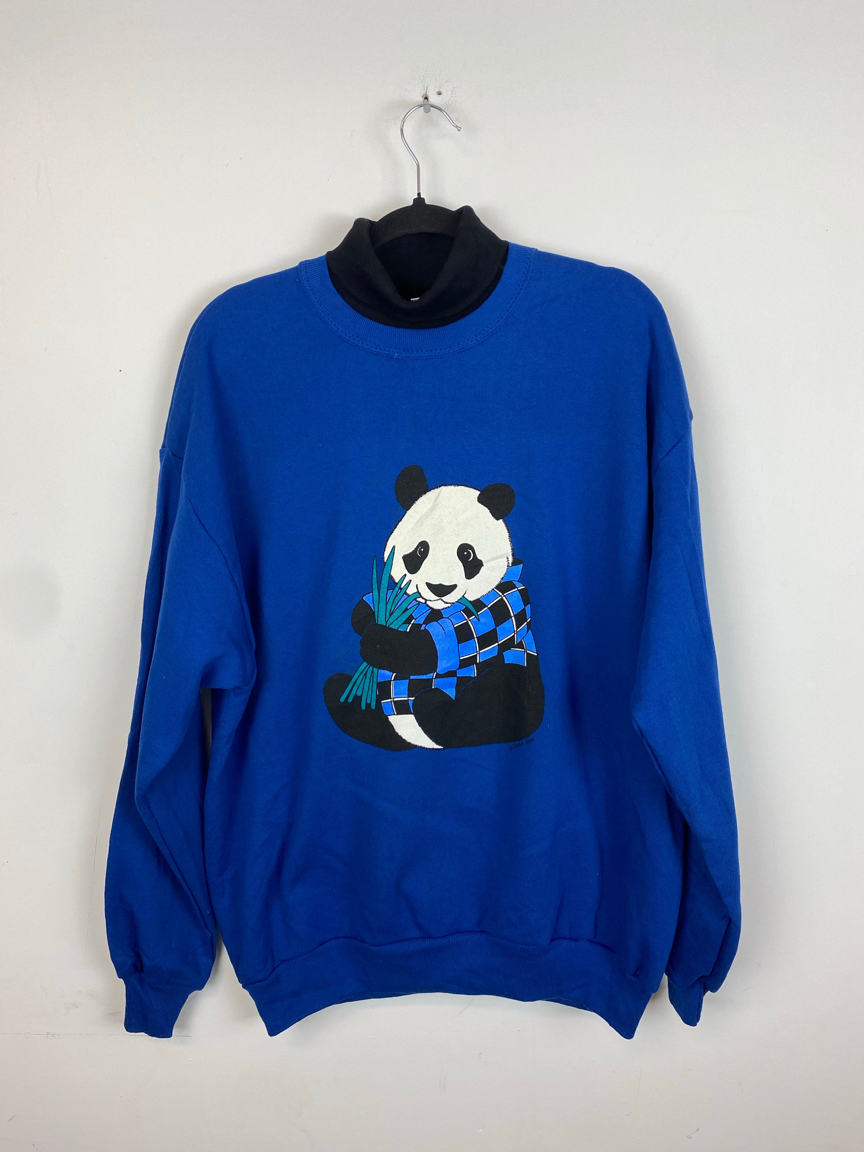 Vintage turtleneck Panda crewneck - M