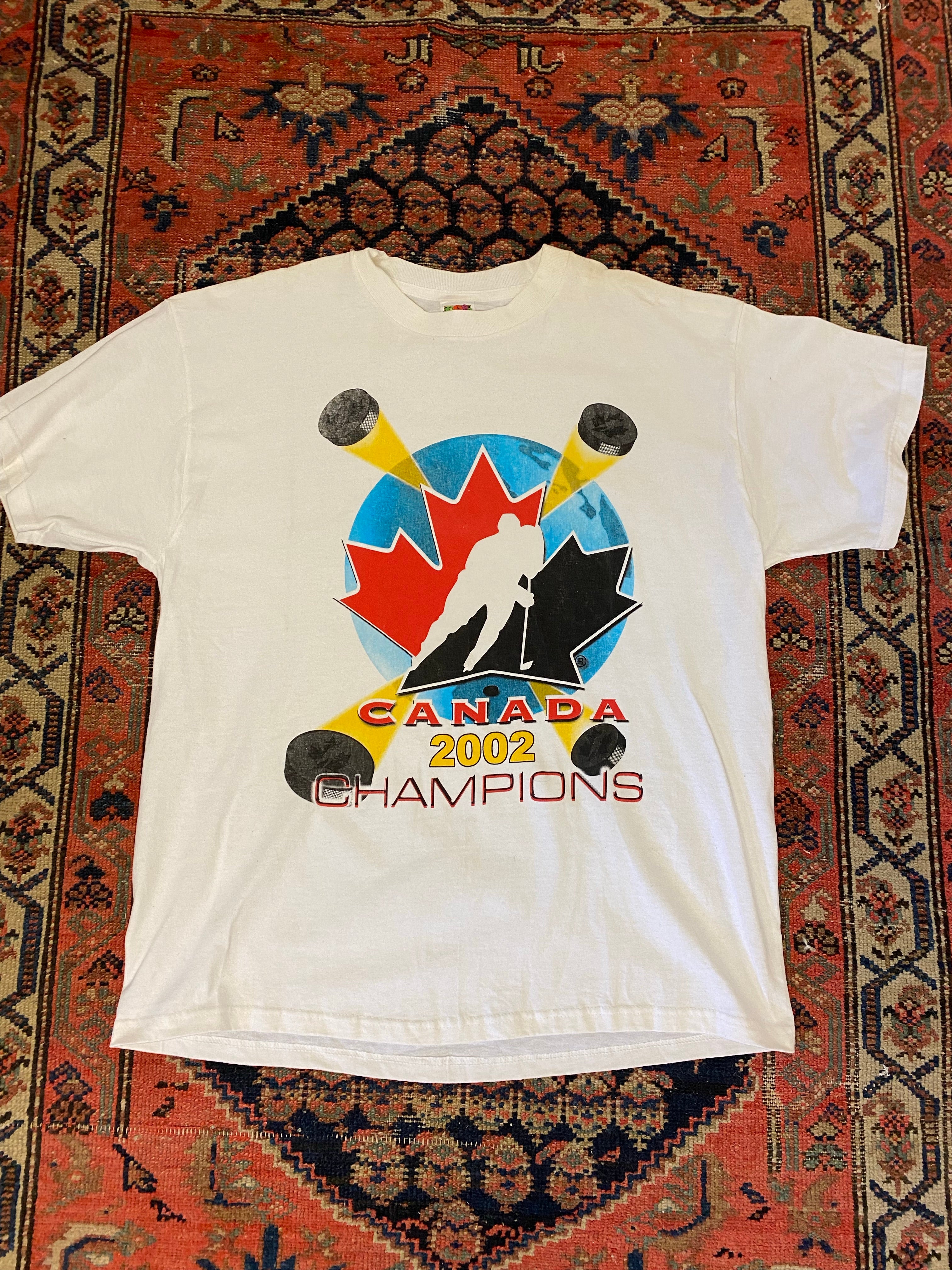 2002 Canada Hockey Champions T Shirt - L