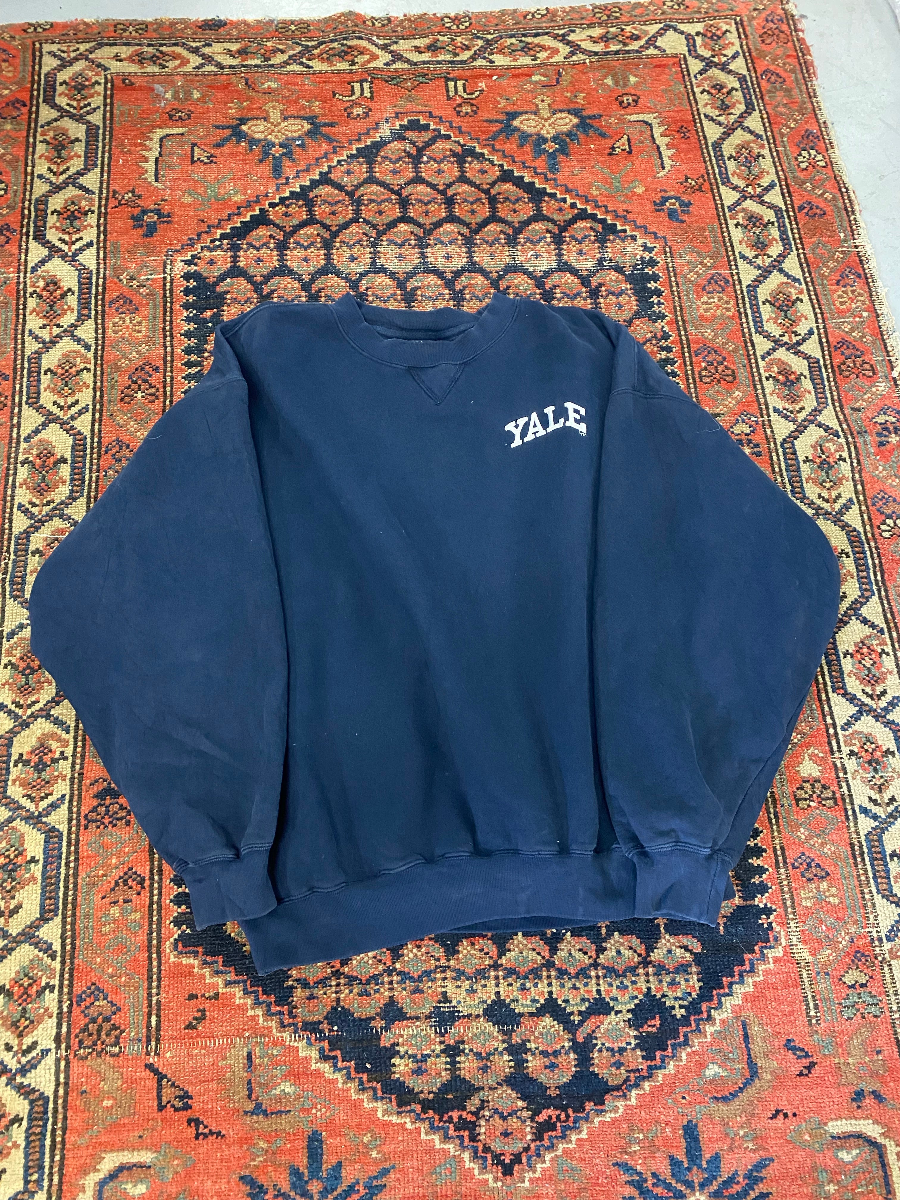 Vintage Embroidered Yale Crewneck - M