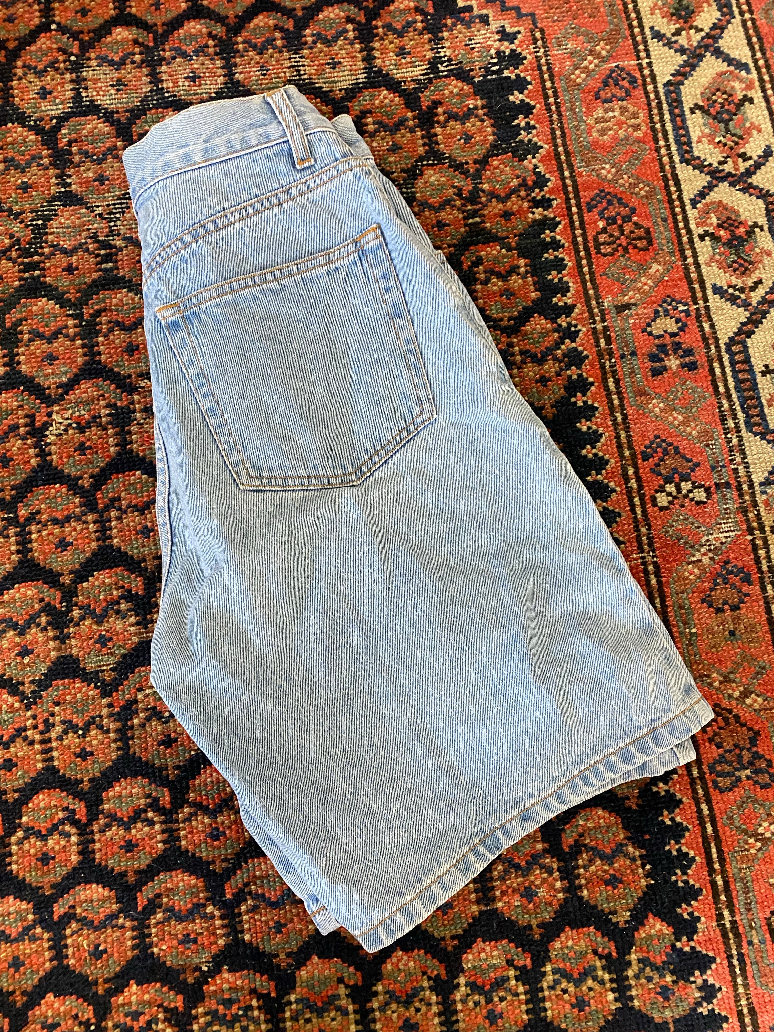 90s Hemmed Denim High Waisted Shorts - 27in