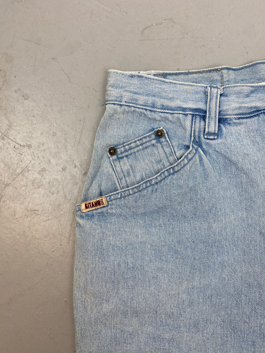 90s high waisted Gitano denim shorts - 31 in