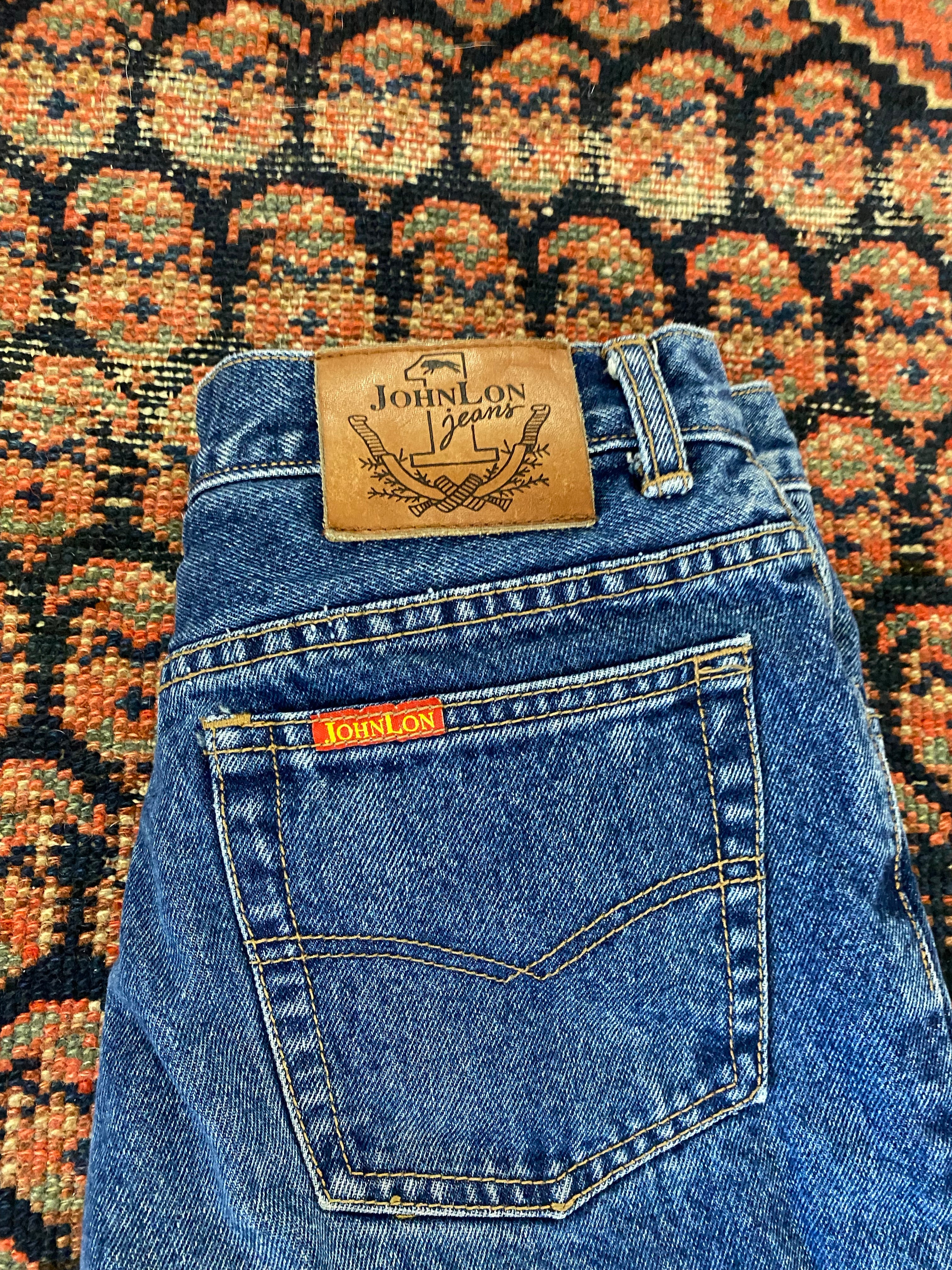 90s High Waisted JohnLon Frayed Denim Shorts - 29in