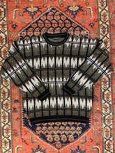 Load image into Gallery viewer, Vintage Patterned Knit Sweater - M/L