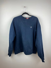 Load image into Gallery viewer, Champion crewneck