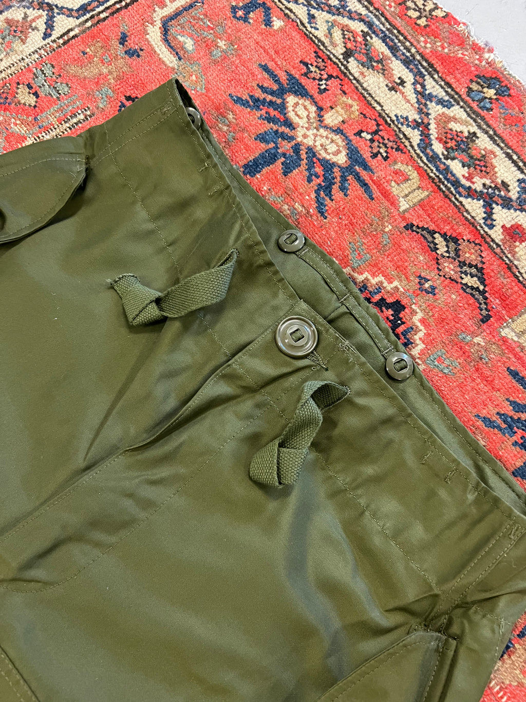 VINTAGE MILITARY PANTS - 32-34IN/W