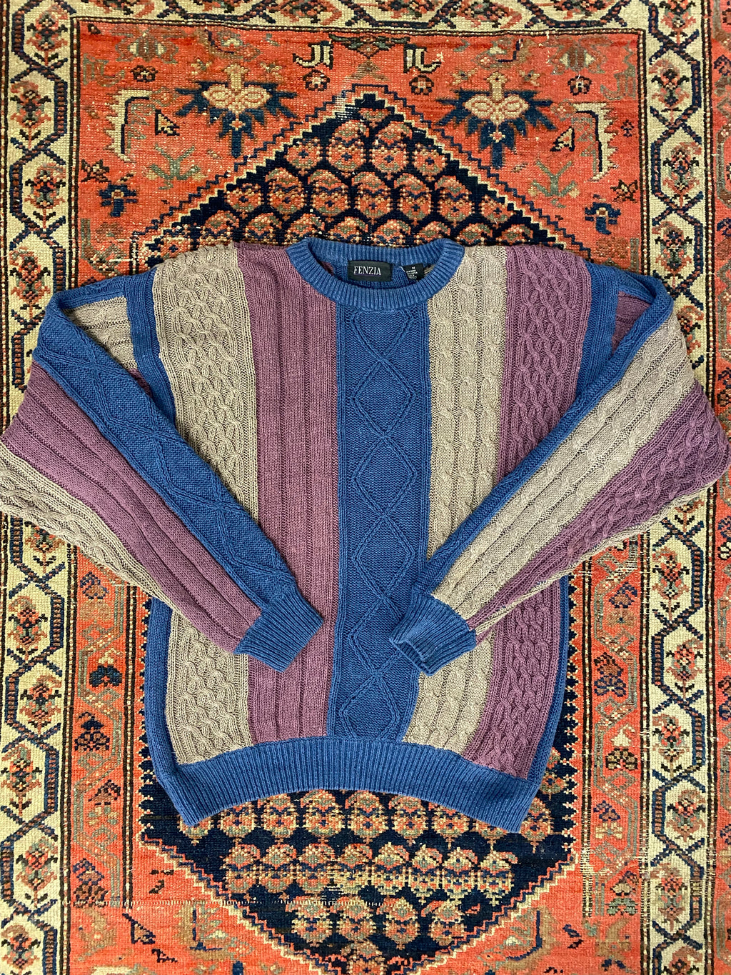 Vintage Cable Knit Sweater - L