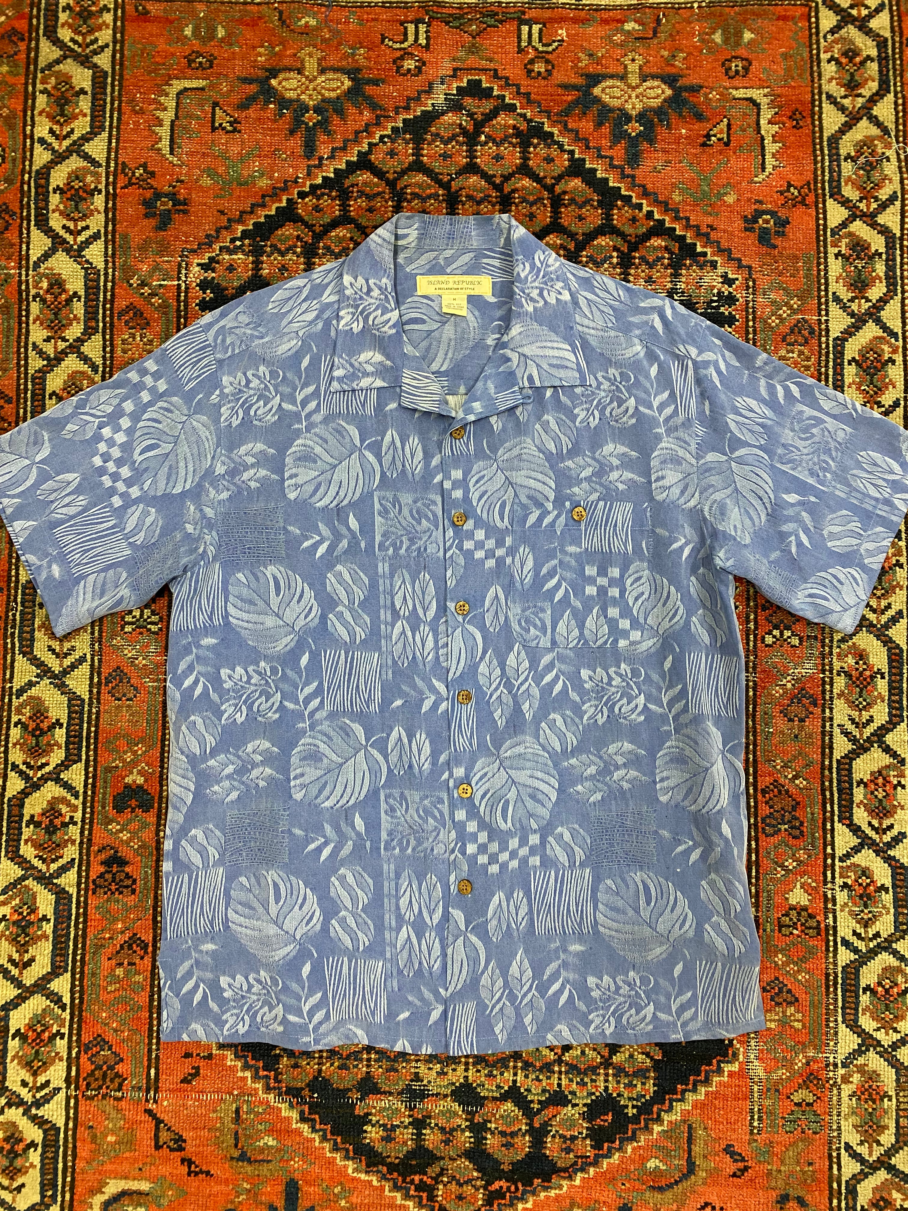 Vintage Floral Short Sleeve Button Up - L