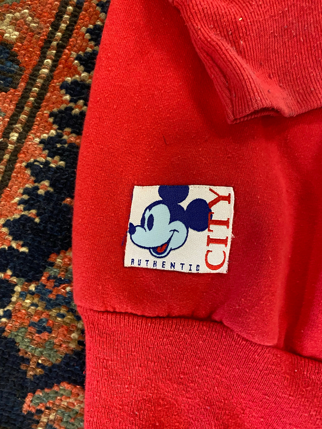 90s Mickey Hawaii Crewneck - M
