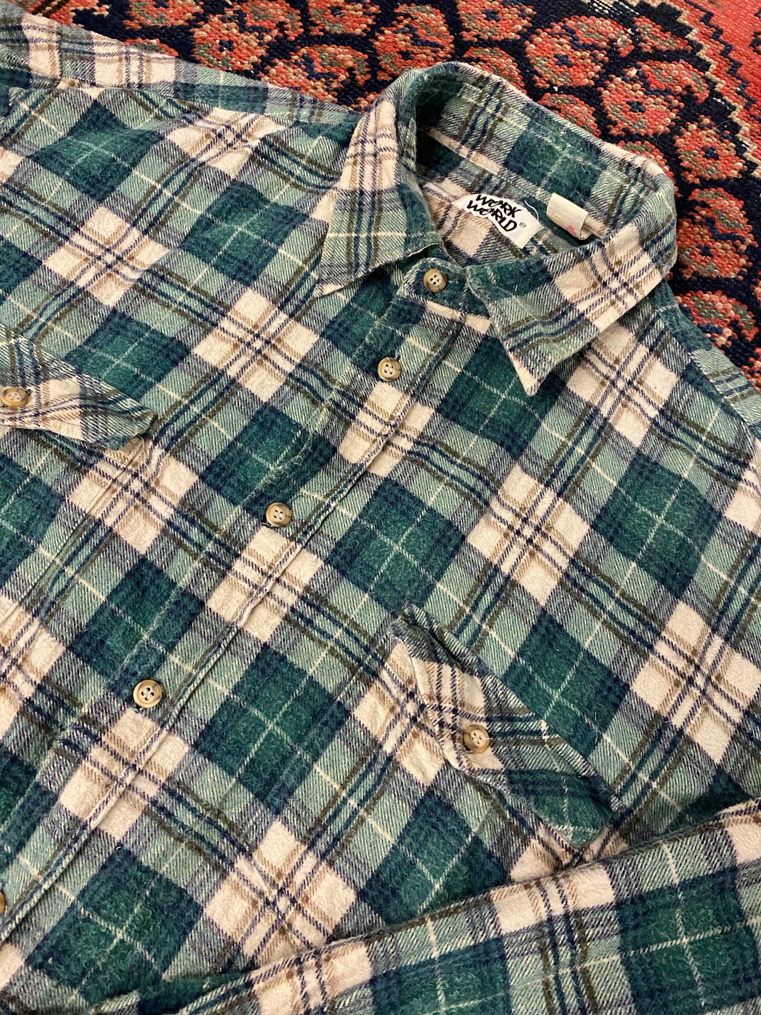 Vintage Flannel Shirt - L
