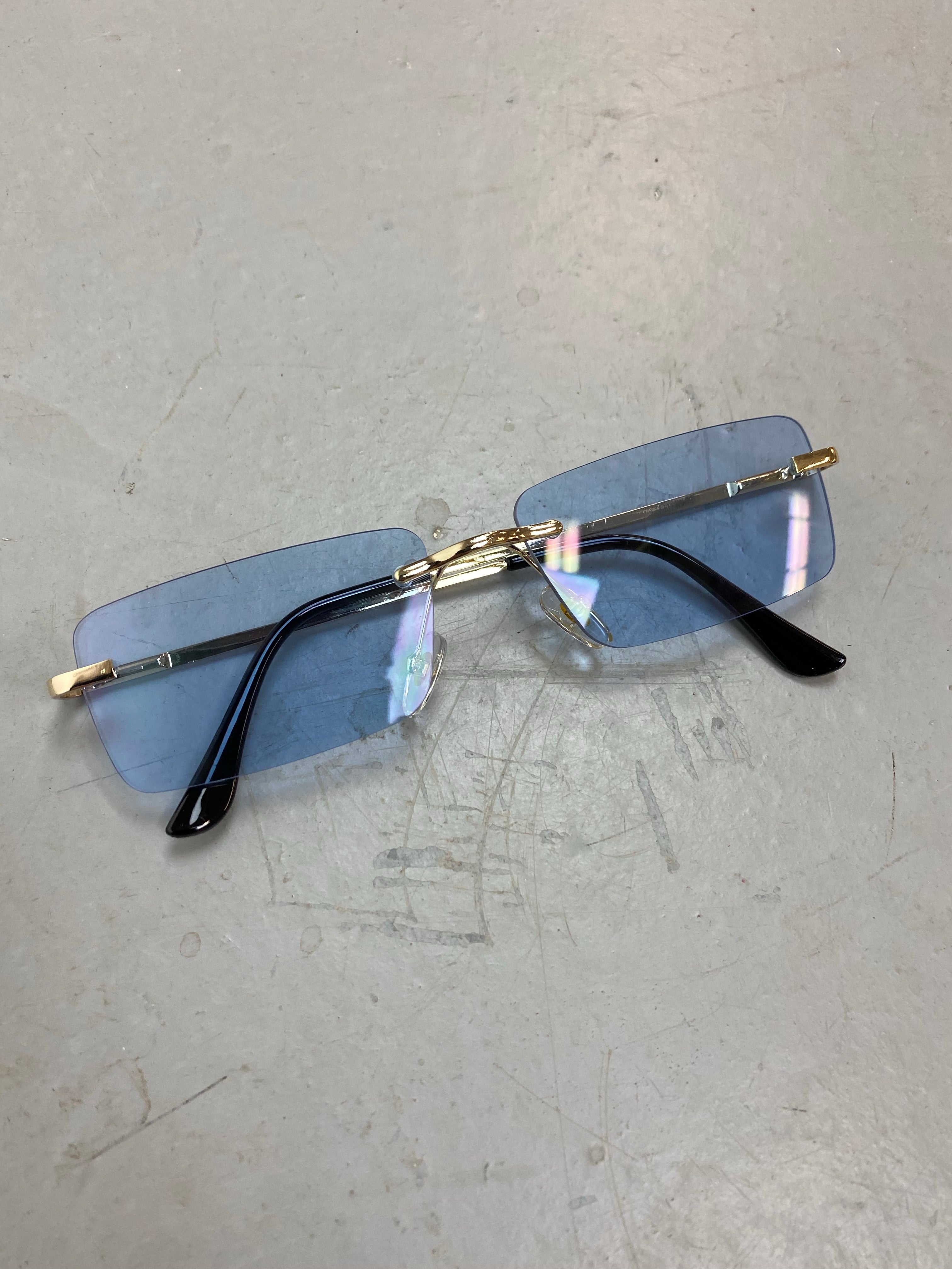 Blue / Gold mental framed sunglasses