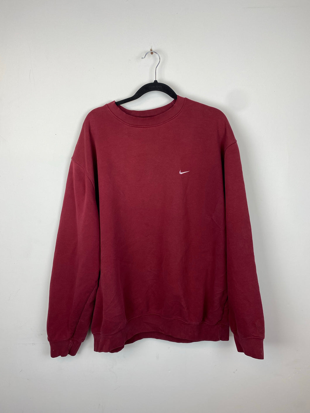 Maroon cheap nike crewneck