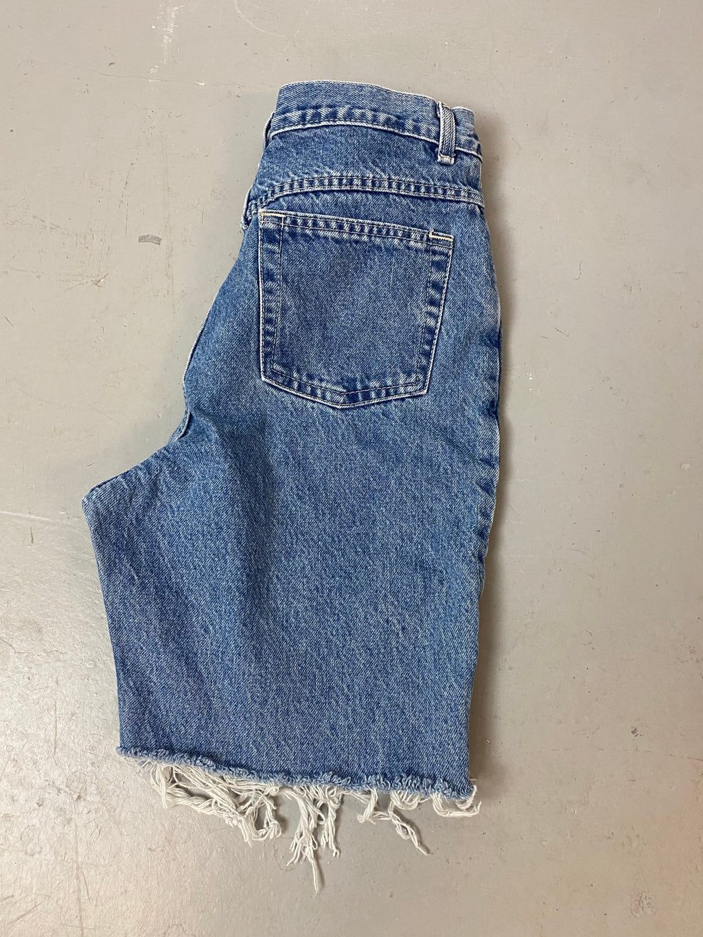 90s High Waisted Frayed Denim Shorts - 30in