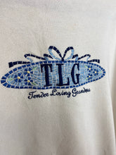 Load image into Gallery viewer, 90s embroidered Tender loving grandma crewneck
