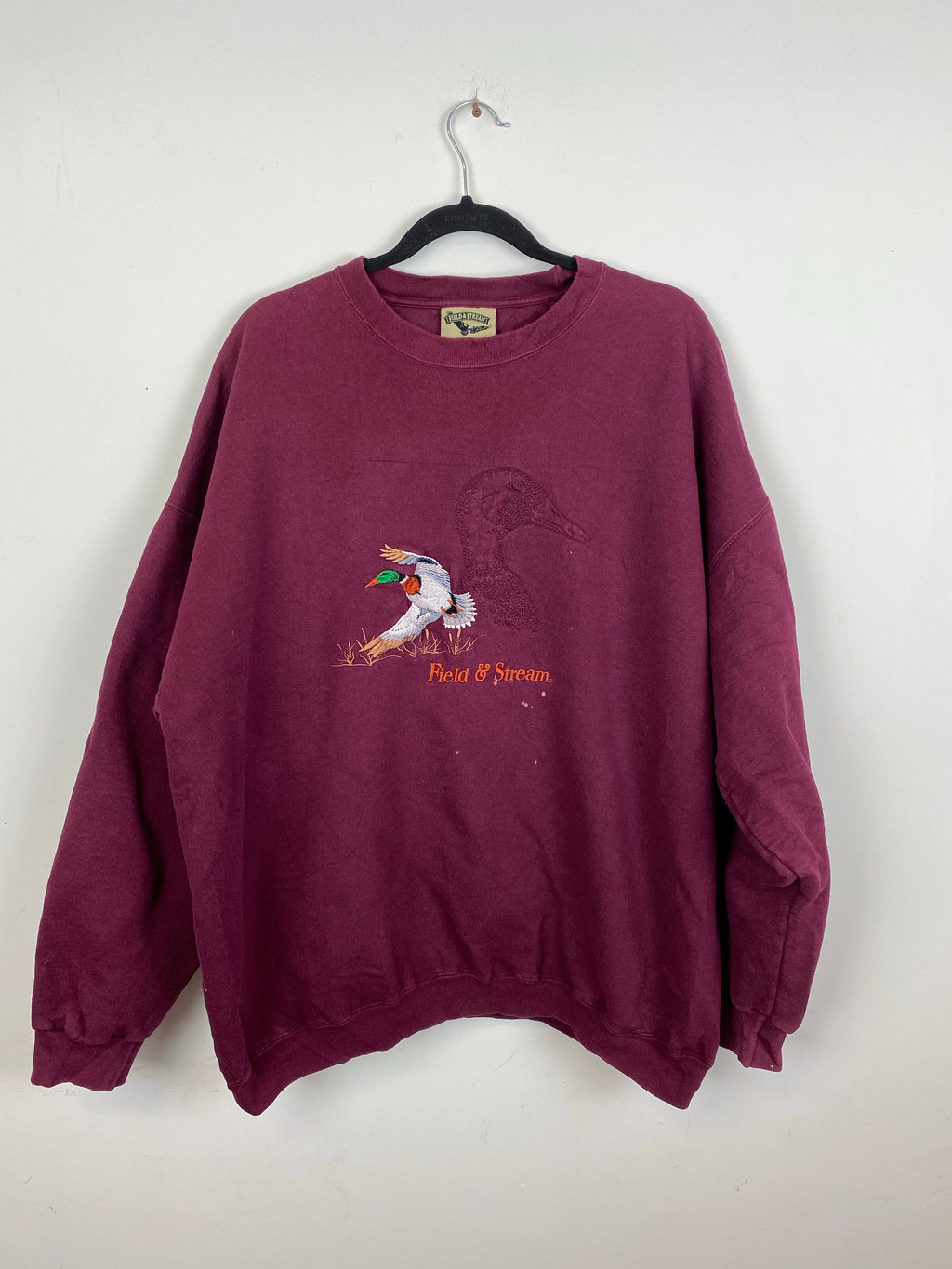 Vintage embroidered Field and Stream crewneck