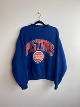 Load image into Gallery viewer, Vintage pistons crewneck