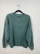 Load image into Gallery viewer, Vintage Heavy Weight Stone Wash Crewneck - S/M