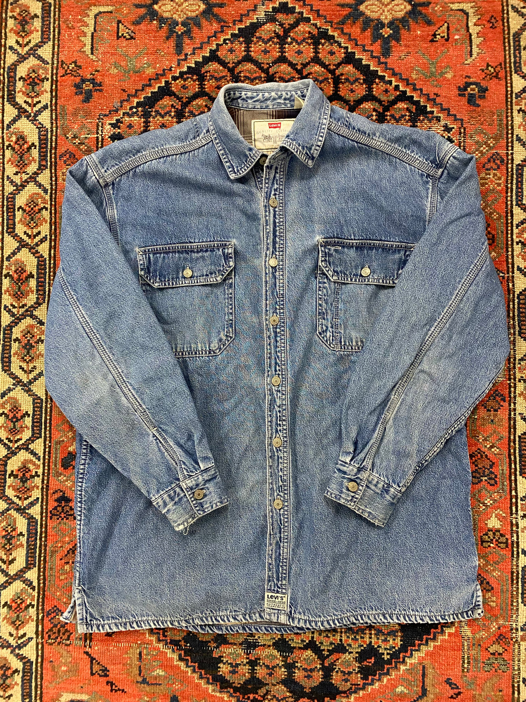 Vintage Levi’s Button Up Shirt - L/XL