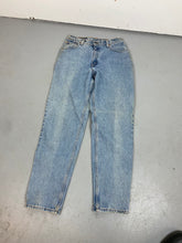 Load image into Gallery viewer, 90s high waisted Levi’s denim
