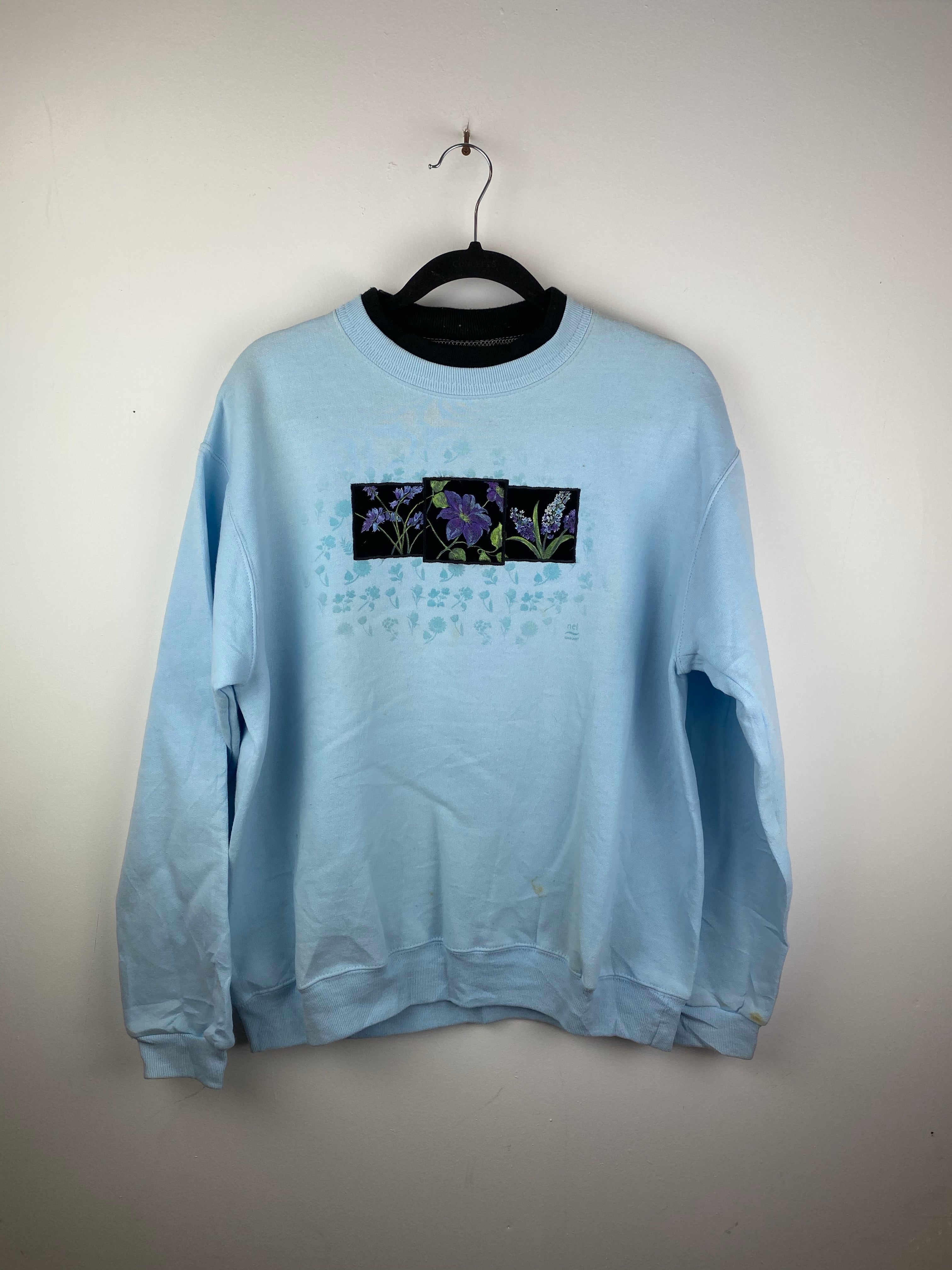 90s flower mock neck crewneck