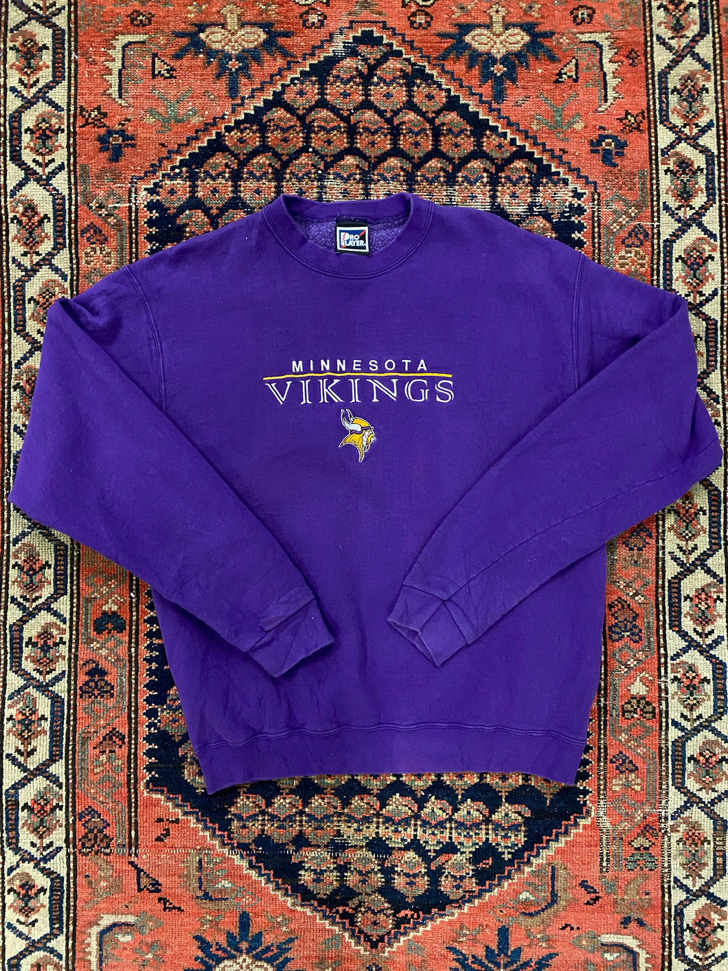 Vintage Minnesota Vikings Embroidered Crewneck - M