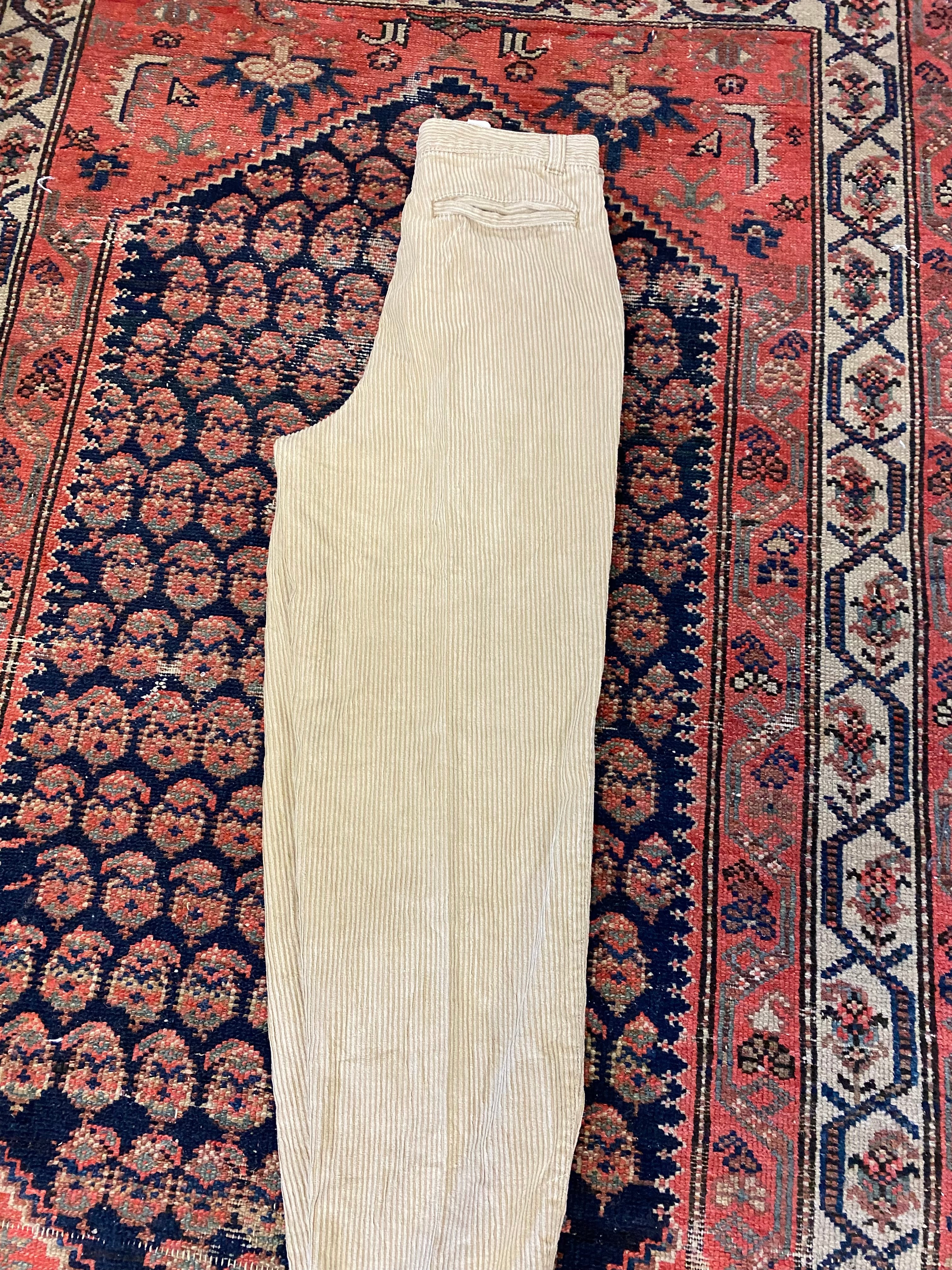 Vintage Tanned Pleated Corduroy Pants - 28in