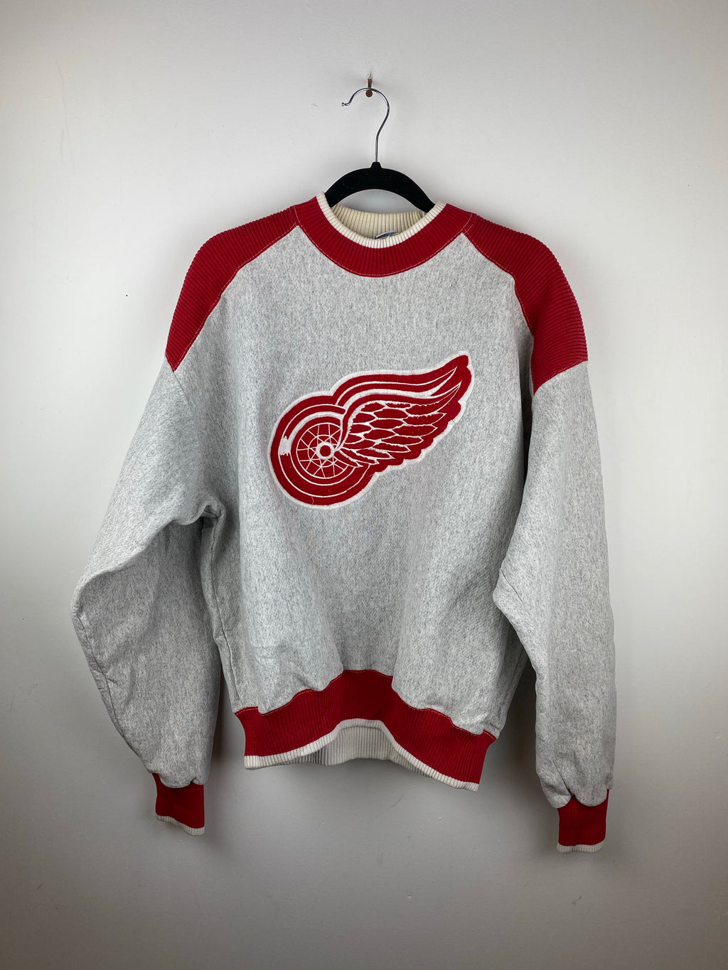90s ribbed Detroit Redwings crewneck