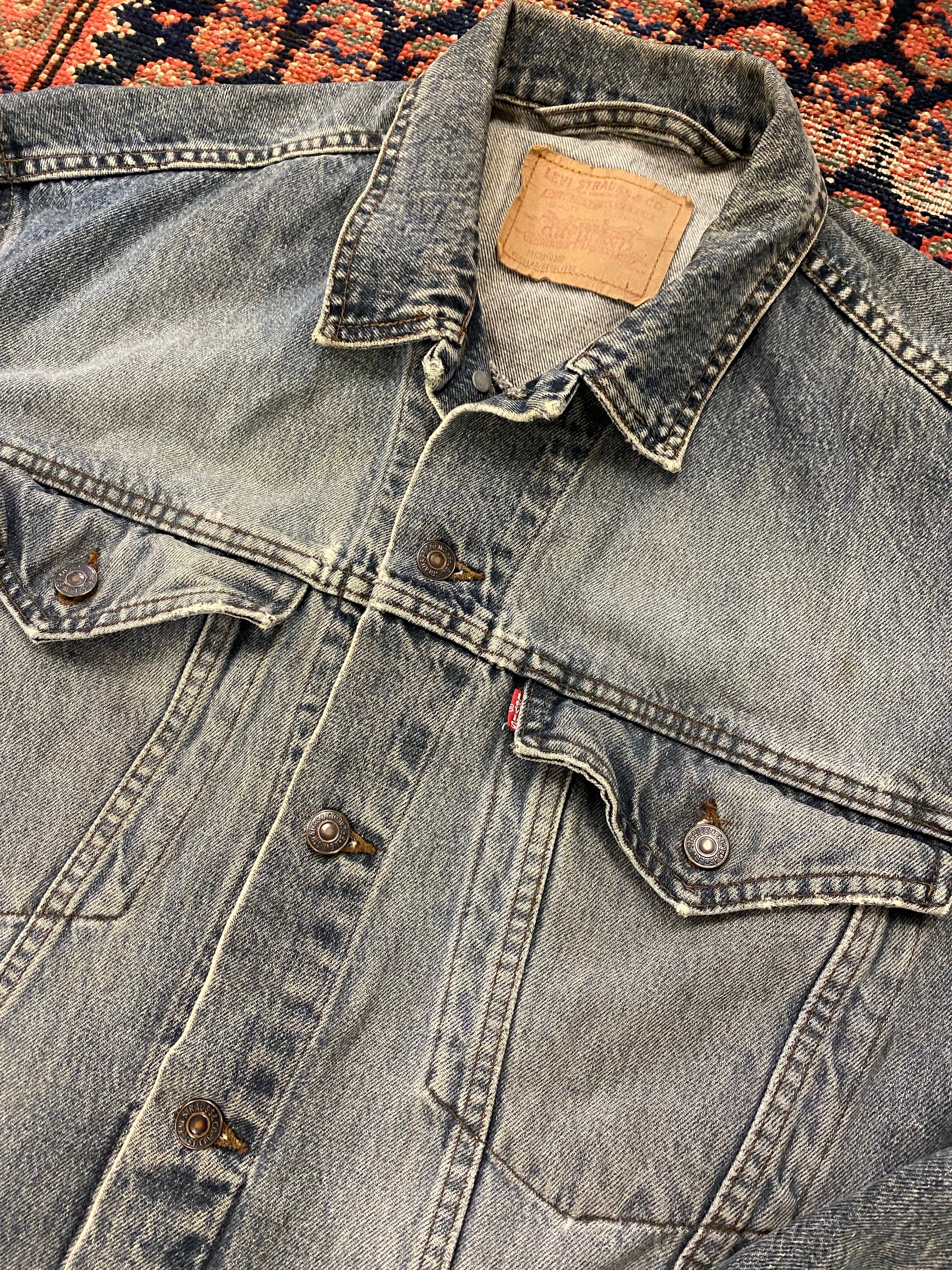 90s Faded Levi’s Jacket - L