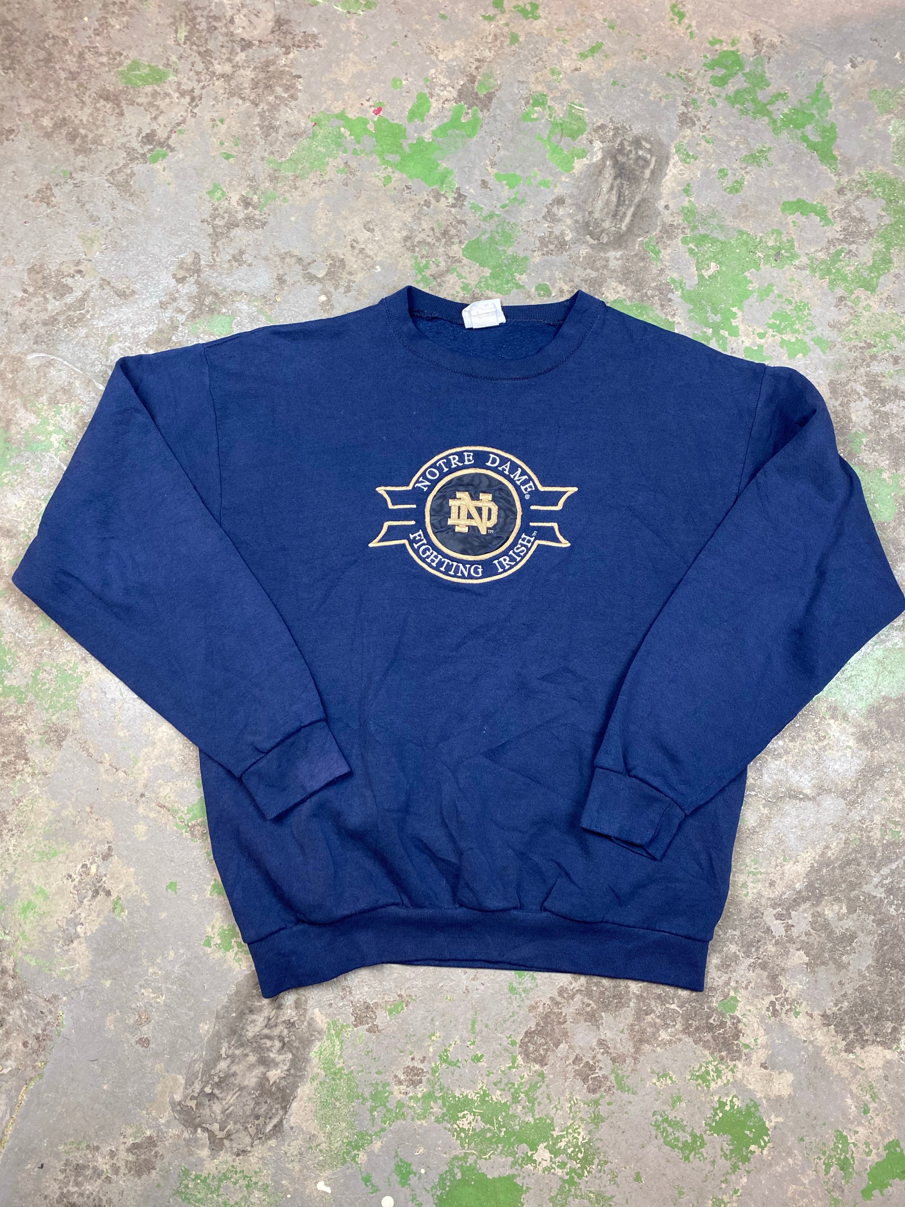 Embroidered Notre Dame crewneck