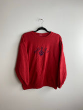 Load image into Gallery viewer, 90s embroidered guess crewneck