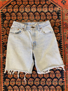 Vintage Light Wash Levis High Waisted Denim Shorts - 27in