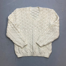 Load image into Gallery viewer, Knitted oversized v neck