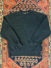 Load image into Gallery viewer, Vintage Embroidered Timberland Crewneck - M