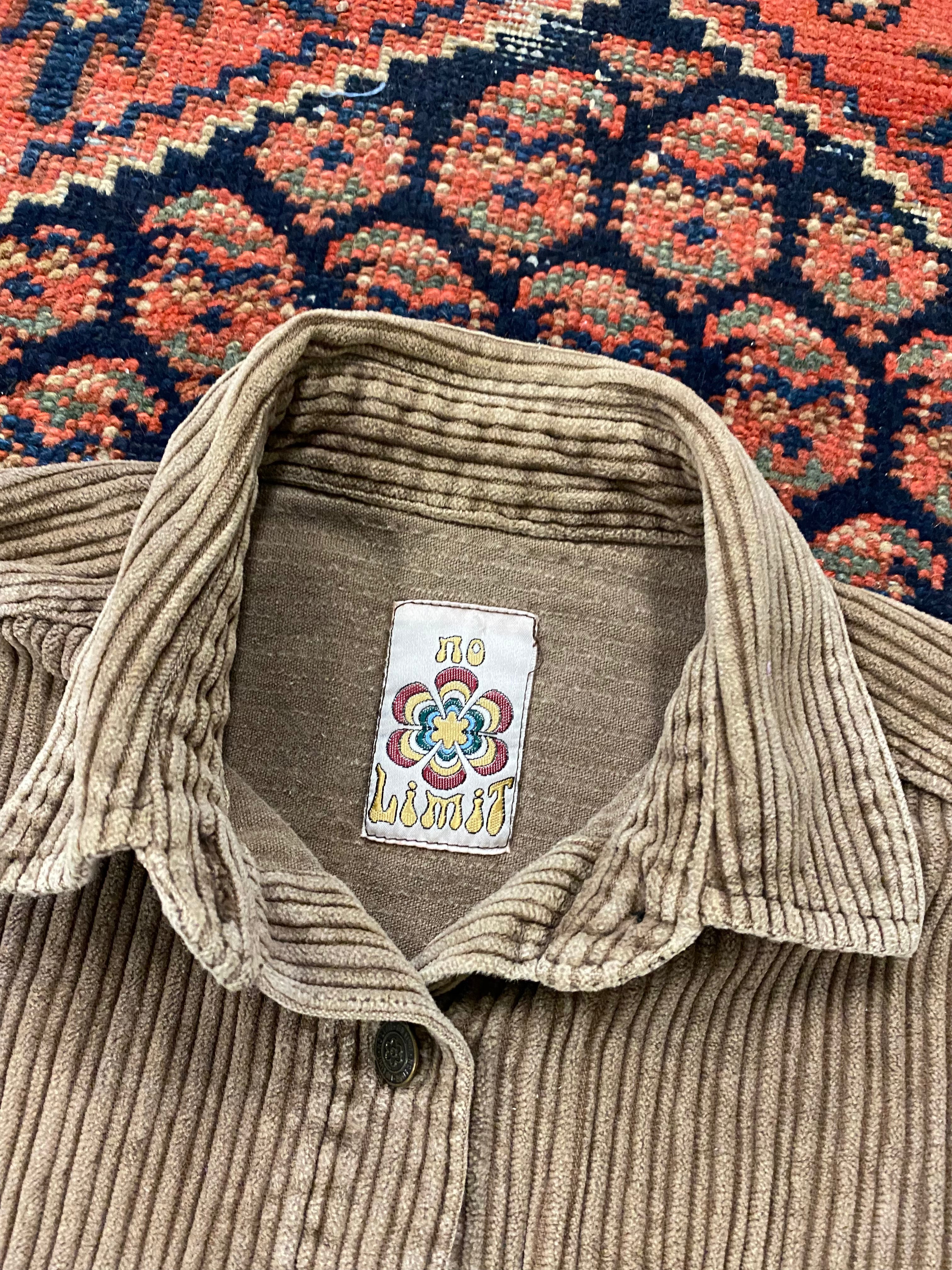 Vintage Brown Corduroy Button Up Shirt - M/L