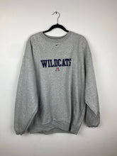Load image into Gallery viewer, Oversized Wildcats middle check Nike crewneck