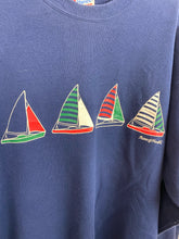 Load image into Gallery viewer, 90s beach front crewneck - M