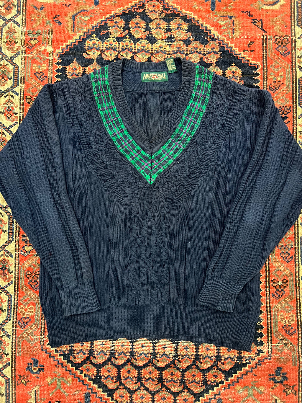 VINTAGE AE V NECK KNIT - LARGE
