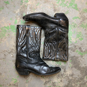 Leather men’s cowboy boots