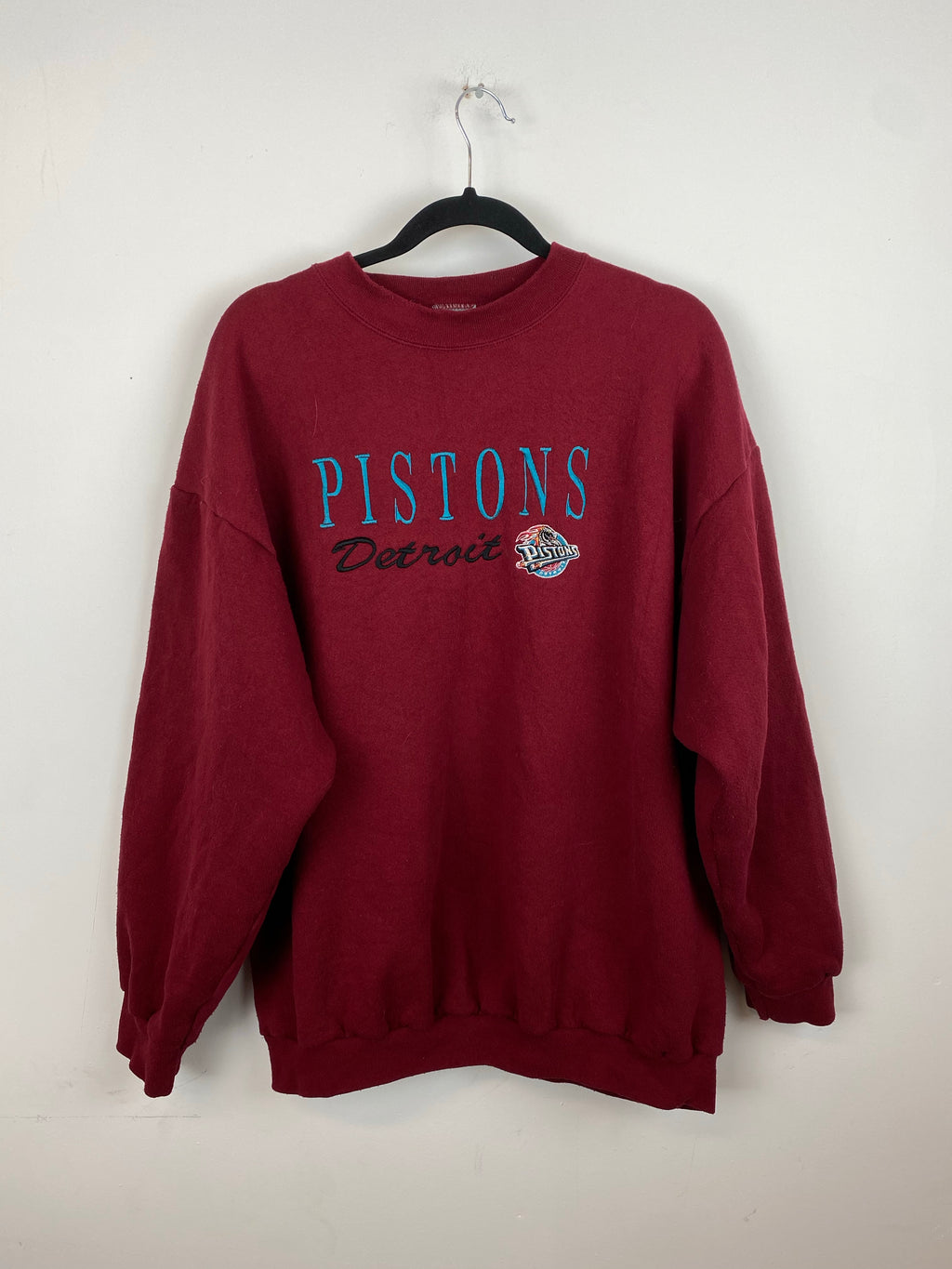 90s Embroidered Pistons crewneck - L
