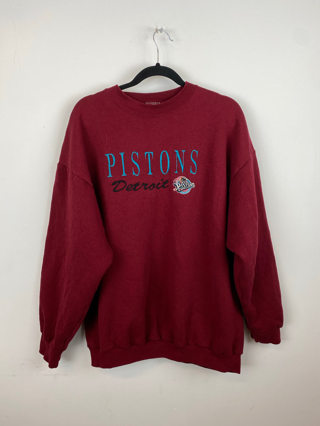 90s Embroidered Pistons crewneck - L
