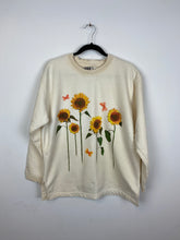 Load image into Gallery viewer, Vintage sunflower crewneck